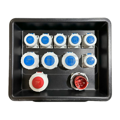Syntaxe MD2 Trois phases 32A HDPE boîte de distribution portable IP67 avec RCBO Pour le Qatar match de natation 530x380x460mm